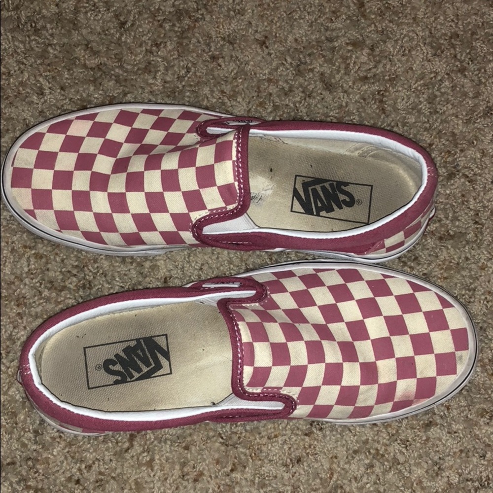 Magenta checkered vans